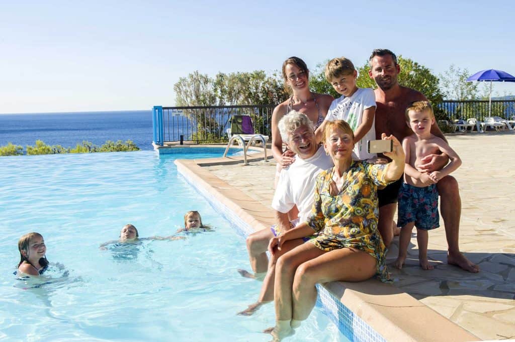 location près de la mer, le Lavandou, le domaine de la pinède